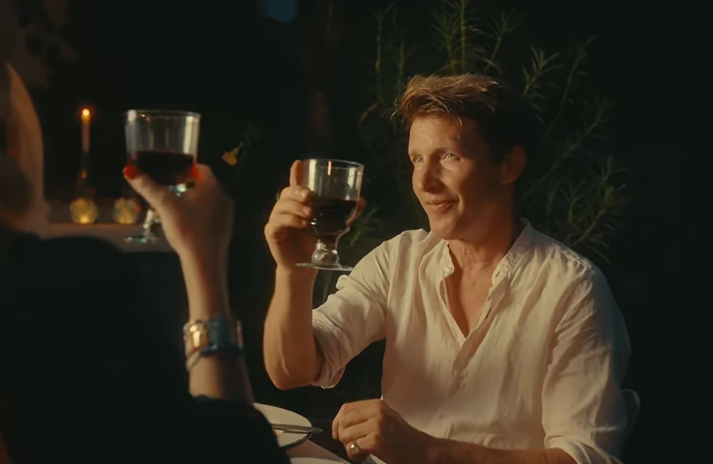 James Blunt "Circles": The 4 a.m. song on "Airplane Mode"