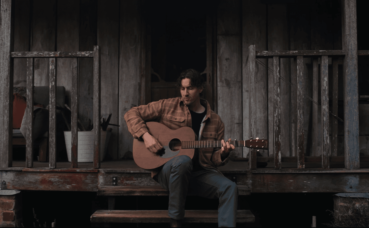 Dean Lewis "From Ember To Ash To Smoke": Why He Can't Let Go