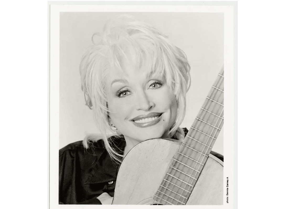 Dolly Parton's "Jolene" Meaning: Beauty, Jealousy And Insecurity