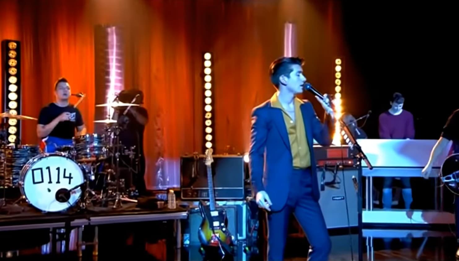 Arctic Monkeys' "No. 1 Party Anthem": The Irony Behind the Title
