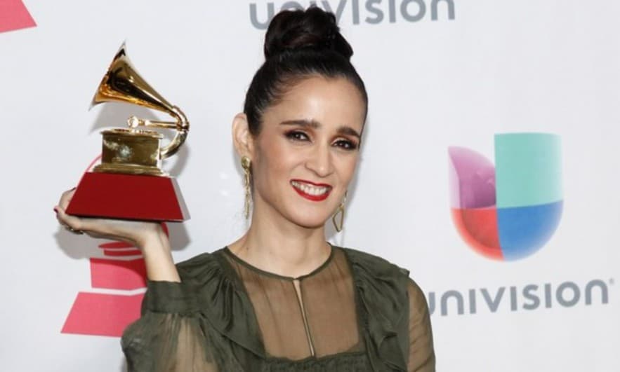 Todo sobre el album "Norteña" de Julieta Venegas